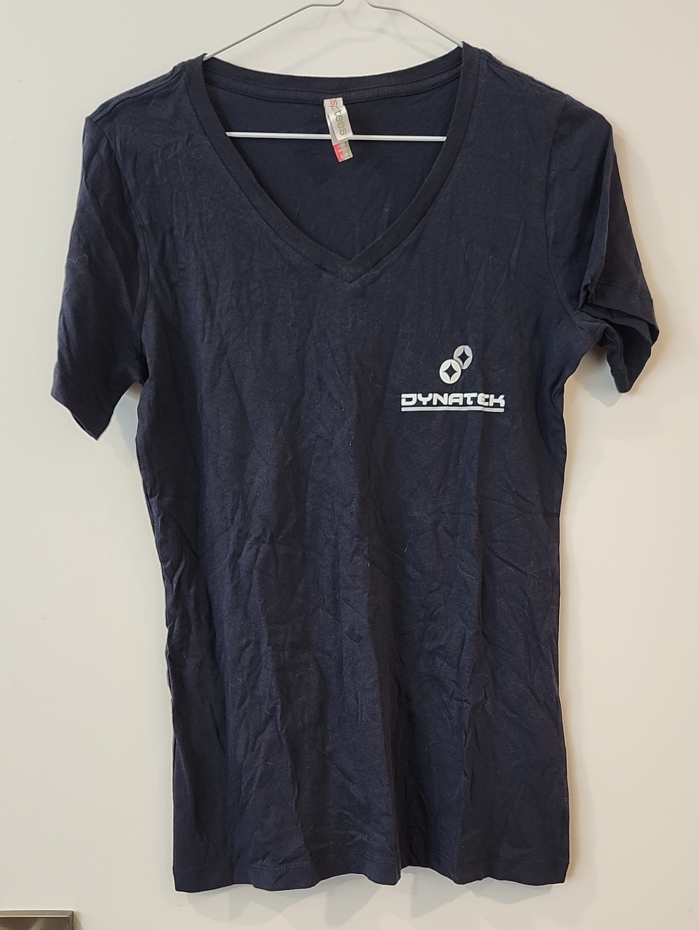 P2P 18" Women's Navy V-Neck Tee